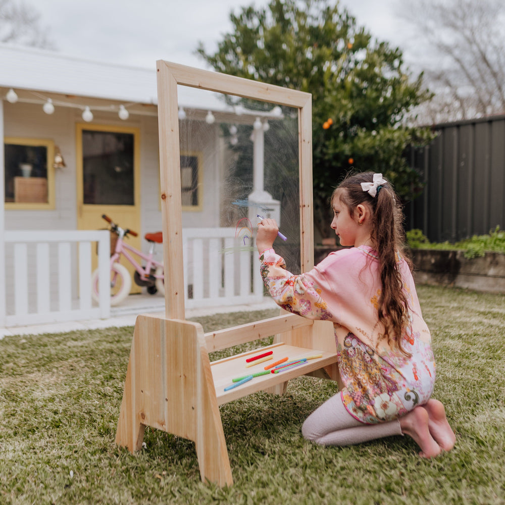 Toddler Perspex Easel