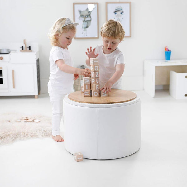 https://www.hipkids.com.au/cdn/shop/products/hipkids-store-play-toy-box-bedside-table-27988844839046_grande.jpg?v=1665480009